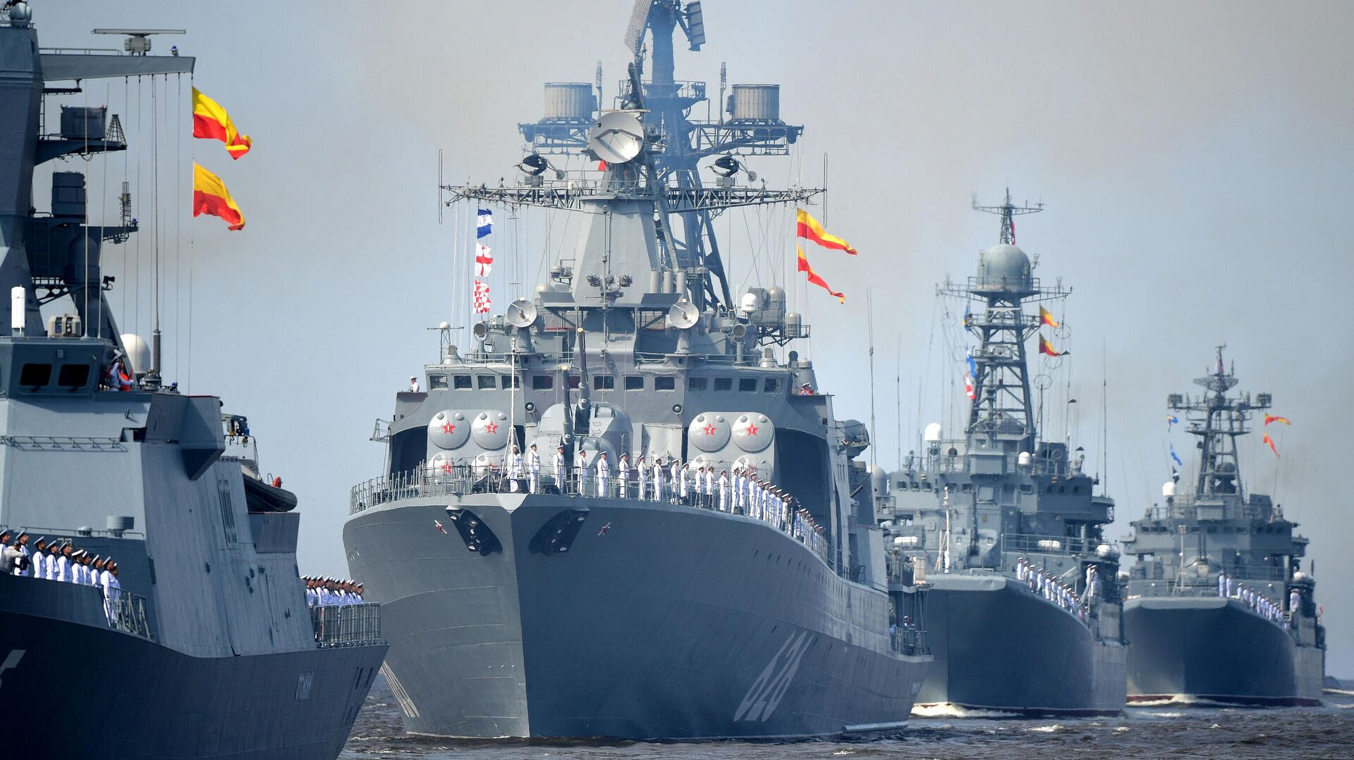 Санкт-Петербург отметит День Военно-Морского флота России Санкт-Петербург отметит День Военно-Морского флота России