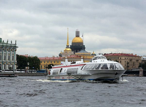 Санкт-Петербург: новый маршрут Санкт-Петербург: новый маршрут